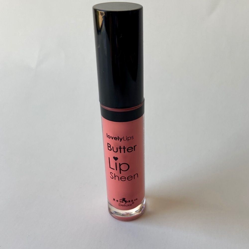 Makeup Bundle - Picture 6 of 8